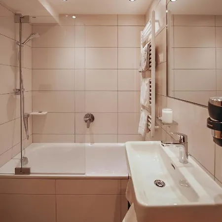 Garni Almjur Guest house