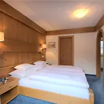 Garni Almjur בית הארחה 3*